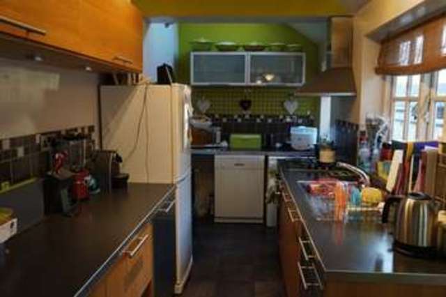  Image of 3 bedroom Terraced house to rent in Brookside Syston Leicester LE7 at Brookside  Syston, LE7 1GG