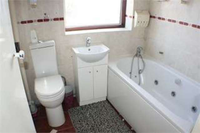  Image of 4 bedroom Semi-Detached house for sale in Broomgrove Gardens Edgware HA8 at EDGWARE EDGWARE, HA8 5RN