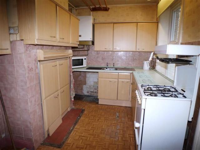  Image of 3 bedroom Terraced house for sale in Brunswick Road Pudsey LS28 at Pudsey  Pudsey, LS28 7NA