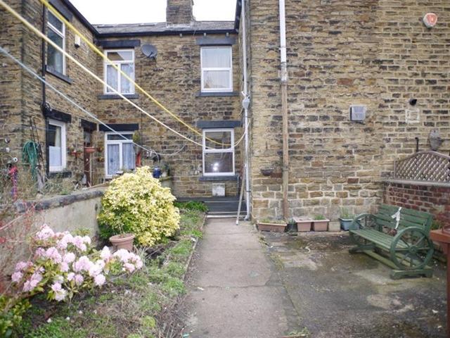  Image of 3 bedroom Terraced house for sale in Brunswick Road Pudsey LS28 at Pudsey  Pudsey, LS28 7NA