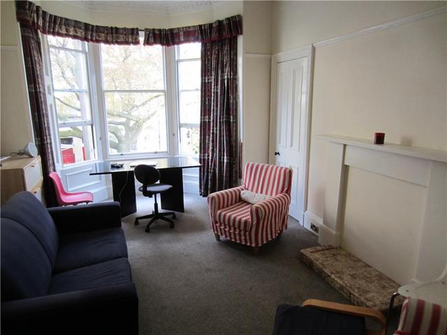  Image of 4 bedroom Flat to rent in Bruntsfield Gardens Edinburgh EH10 at Bruntsfield Edinburgh Edinburgh, EH10 4DY