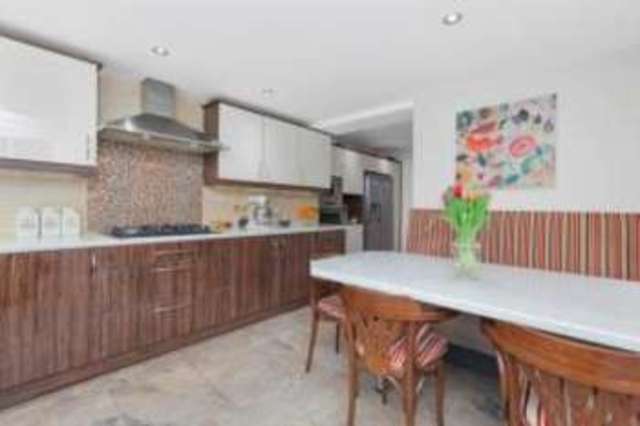  Image of 4 bedroom Semi-Detached house for sale in Bulloch Avenue Giffnock Glasgow G46 at Giffnock Glasgow Giffnock, G46 6NF