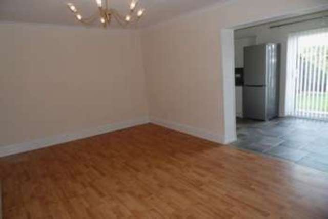  Image of 3 bedroom Semi-Detached house to rent in Burnham Grove Doncaster DN5 at BURNHAM GROVE SCAWTHORPE DONCASTER, DN5 9JY
