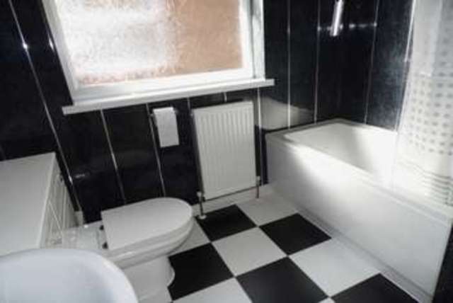  Image of 3 bedroom Semi-Detached house to rent in Burnham Grove Doncaster DN5 at BURNHAM GROVE SCAWTHORPE DONCASTER, DN5 9JY