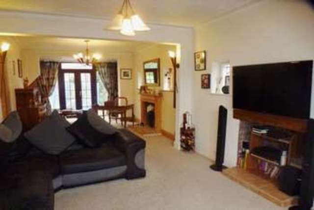  Image of 4 bedroom Detached house for sale in Burnside Road Gatley Cheadle SK8 at BURNSIDE ROAD GATLEY CHEADLE, SK8 4NA