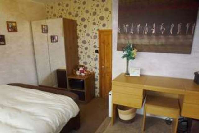  Image of 4 bedroom Detached house for sale in Burnside Road Gatley Cheadle SK8 at BURNSIDE ROAD GATLEY CHEADLE, SK8 4NA