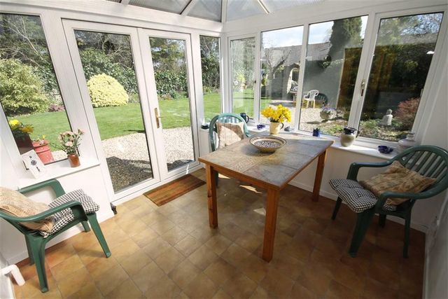  Image of 4 bedroom Property for sale in Buryfield Lydiard Millicent Swindon SN5 at Buryfield Lydiard Millicent Lydiard Millicent, SN5 3NF