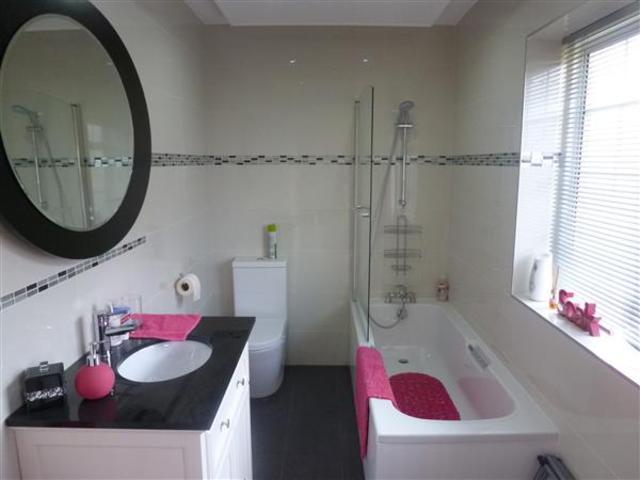  Image of 3 bedroom Detached house for sale in The Squirrels Bushey WD23 at Bushey Heath, WD23 4RT