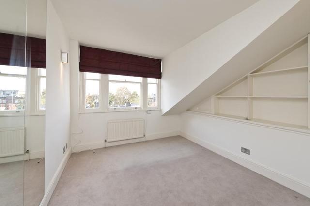  Image of 2 bedroom Flat for sale in Campden Hill Gardens London W8 at Campden Hill Gardens  London, W8 7AX