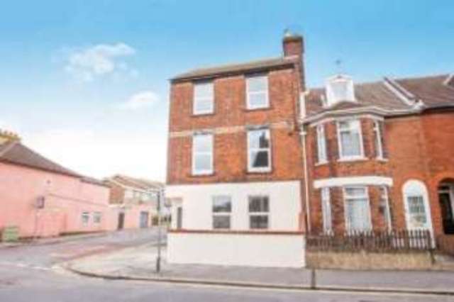  Image of 2 bedroom Flat for sale in Canterbury Road Folkestone CT19 at Folkestone Kent Folkestone, CT19 5NG