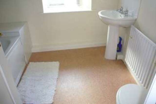  Image of 2 bedroom Flat to rent in Captain French Lane Kendal LA9 at Kendal Kendal, LA9 4HP