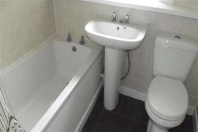  Image of 3 bedroom Bungalow to rent in Carlisle Road Airdrie ML6 at Airdrie, ML6 8RA