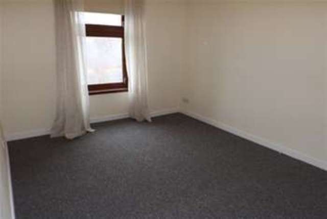  Image of 2 bedroom Flat to rent in Causewayside Street Glasgow G32 at Glasgow, G32 8LT