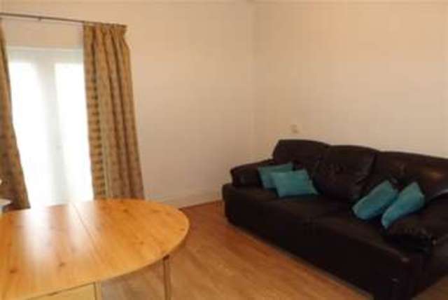  Image of 4 bedroom Detached house to rent in Cecil Avenue Plymouth PL4 at Plymouth, PL4 8SG