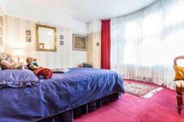  Image of 5 bedroom Detached house for sale in Ceidrim Road Garnant Ammanford SA18 at Garnant Ammanford Garnant, SA18 1LP