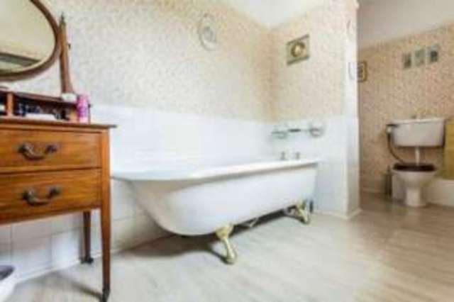  Image of 5 bedroom Detached house for sale in Ceidrim Road Garnant Ammanford SA18 at Garnant Ammanford Garnant, SA18 1LP