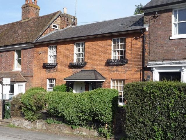  Image of 1 bedroom Terraced house to rent in Pickford Road Markyate St. Albans AL3 at Pickford Road Markyate St. Albans, AL3 8RS