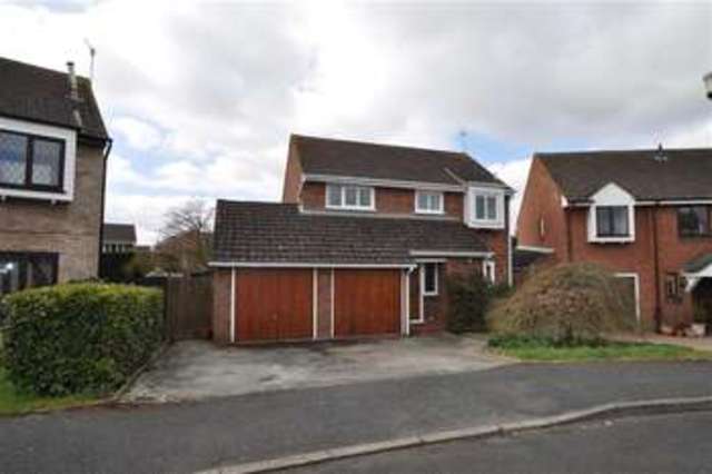  Image of 4 bedroom Property for sale in Charlecot Road Droitwich WR9 at Charlecot Road Droitwich Spa Droitwich Spa, WR9 7RP