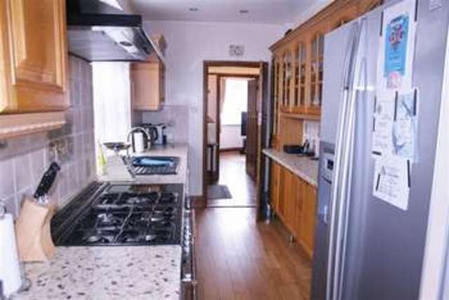  Image of 5 bedroom End of Terrace for sale in Chatsworth Avenue Cosham Portsmouth PO6 at Chatsworth Avenue  Portsmouth, PO6 2UW