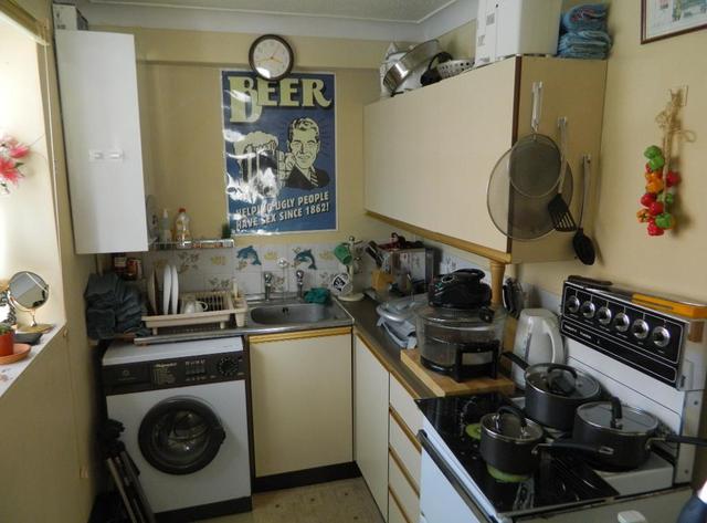  Image of 1 bedroom Studio flat for sale in Chaucer Road Bedford MK40 at Bedford, MK40 2QS