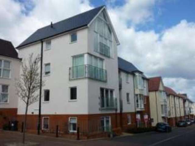  Image of 2 bedroom Flat for sale in Montfort Drive Great Baddow Chelmsford CM2 at Chelmsford Essex Great Baddow, CM2 9FN