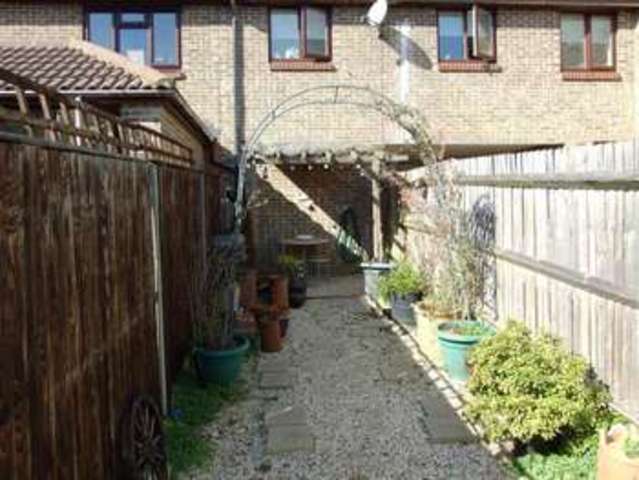  Image of 1 bedroom Apartment to rent in Chisbury Close Bracknell RG12 at Forest Park Bracknell Easthampstead, RG12 0TX