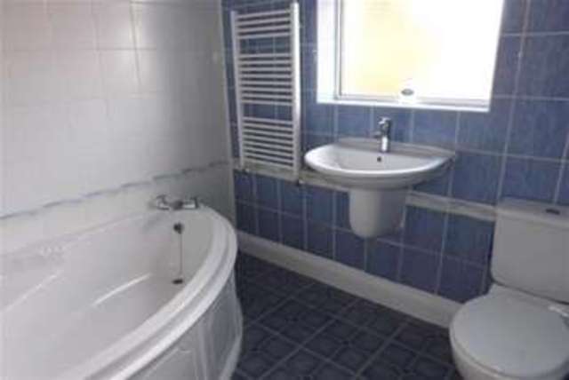  Image of 5 bedroom Detached house to rent in Church Road Yardley Birmingham B33 at Birmingham, B33 8HA
