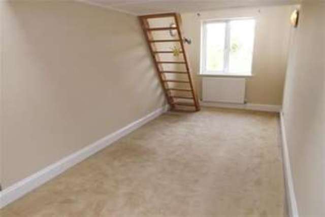  Image of 5 bedroom Detached house to rent in Church Road Yardley Birmingham B33 at Birmingham, B33 8HA