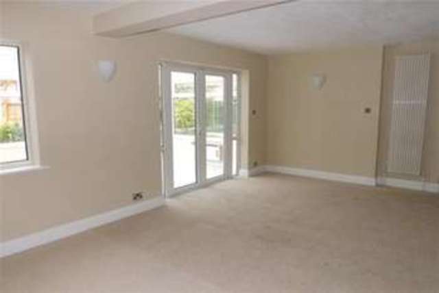  Image of 5 bedroom Detached house to rent in Church Road Yardley Birmingham B33 at Birmingham, B33 8HA