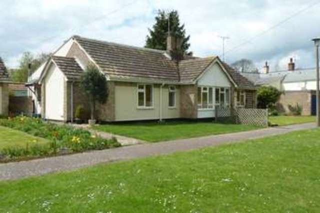  Image of 4 bedroom Chalet to rent in Church Road Moulton Newmarket CB8 at Moulton Suffolk, CB8 8SF