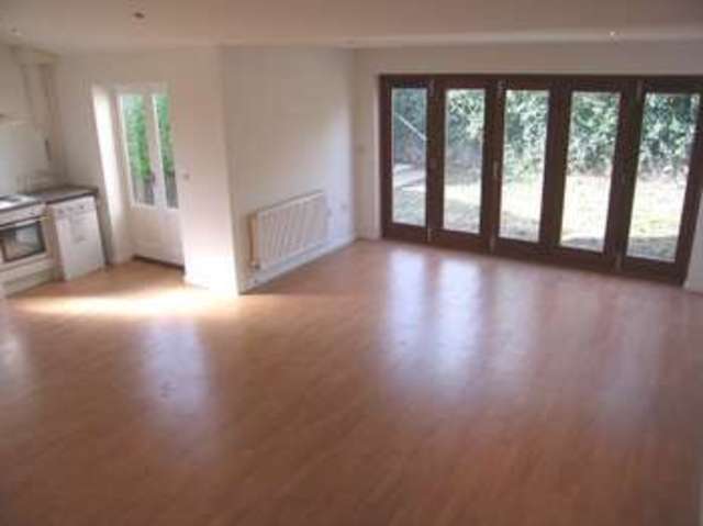  Image of 4 bedroom Chalet to rent in Church Road Moulton Newmarket CB8 at Moulton Suffolk, CB8 8SF