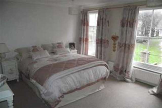  Image of 2 bedroom Detached house to rent in Church Row Bury St. Edmunds IP33 at Bury St. Edmunds, IP33 1JT