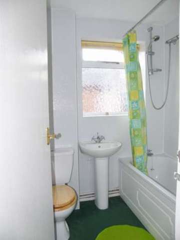  Image of 2 bedroom Flat to rent in Church Street Princes Risborough HP27 at Church Street  Princes Risborough, HP27 9AA