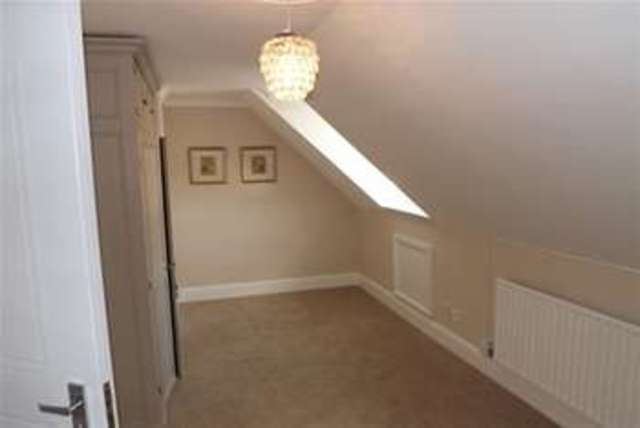  Image of 2 bedroom Flat to rent in Church Street Storrington Pulborough RH20 at Pulborough, RH20 4LA