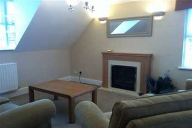  Image of 2 bedroom Flat to rent in Church Street Storrington Pulborough RH20 at Pulborough, RH20 4LA