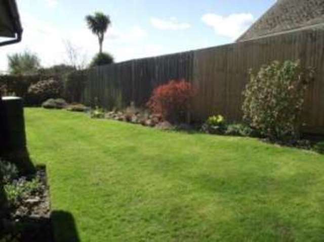  Image of 3 bedroom Bungalow for sale in Church Street Ticehurst Wadhurst TN5 at Ticehurst Wadhurst Ticehurst, TN5 7AE