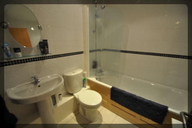  Image of 1 bedroom Apartment to rent in Lowgate Hull HU1 at Lowgate  Hull, HU1 1AA