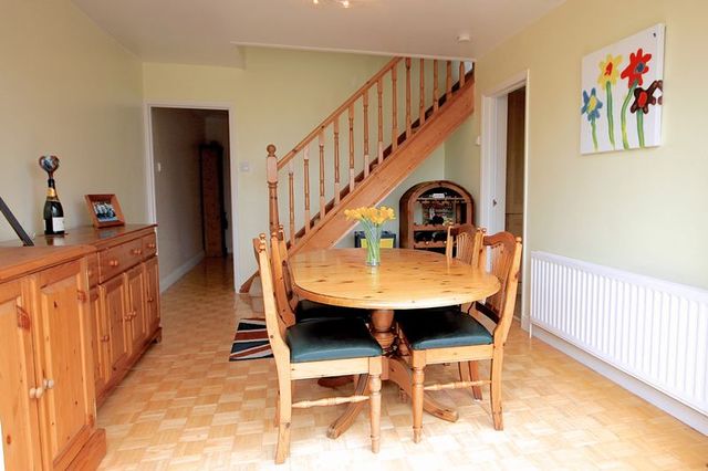  Image of 4 bedroom Detached house for sale in Claydown Way Slip End Luton LU1 at Claydown Way Slip End Luton, LU1 4DU