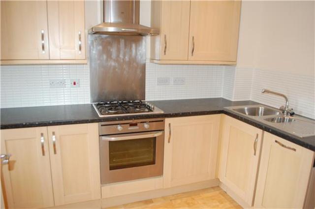  Image of 4 bedroom Terraced house to rent in Clearwell Gardens Cheltenham GL52 at Gloucestershire, GL52 5GH