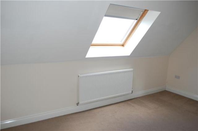  Image of 4 bedroom Terraced house to rent in Clearwell Gardens Cheltenham GL52 at Gloucestershire, GL52 5GH