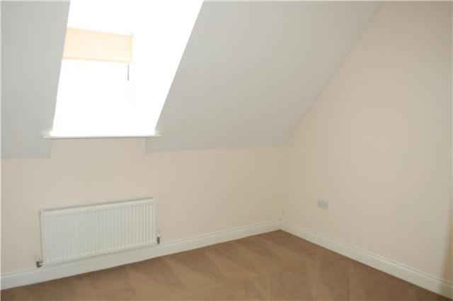  Image of 4 bedroom Terraced house to rent in Clearwell Gardens Cheltenham GL52 at Gloucestershire, GL52 5GH