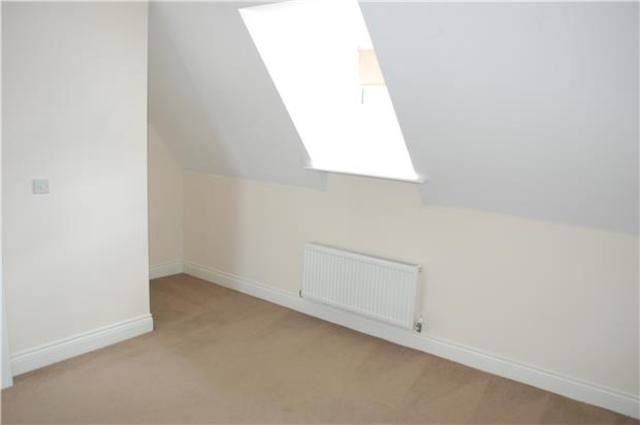  Image of 4 bedroom Terraced house to rent in Clearwell Gardens Cheltenham GL52 at Gloucestershire, GL52 5GH
