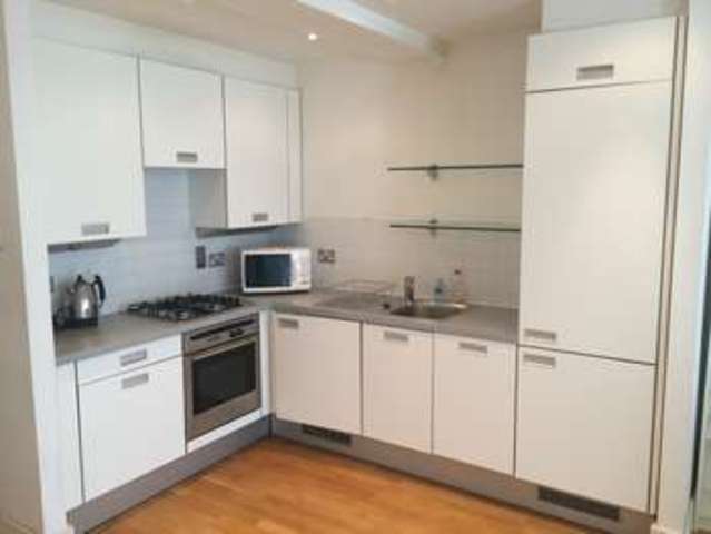  Image of 2 bedroom Flat to rent in Cleveland Way London E1 at London Mile End Road, E1 4TZ