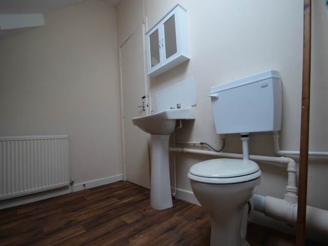  Image of 1 bedroom Flat to rent in Clifton Place Newport NP20 at Newport  Newport, NP20 4EX