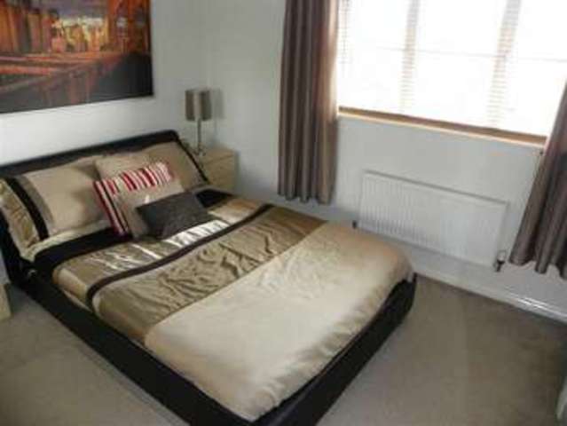  Image of 2 bedroom Property for sale in Clos Yr Hesg Tregof Village Swansea Vale Swansea SA7 at Clos Yr Hesg Tregof Village Swansea Vale, SA7 0NA