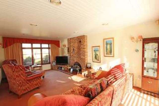  Image of 4 bedroom Detached house for sale in Coggles Causeway Bourne PE10 at Coggles Causeway  Bourne, PE10 9LN