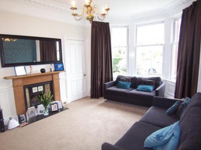  Image of 4 bedroom Terraced house to rent in Comiston Drive Edinburgh EH10 at Morningside Edinburgh Edinburgh, EH10 5QS