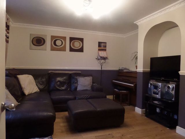  Image of 3 bedroom Semi-Detached house to rent in Coneybury Bletchingley Redhill RH1 at Coneybury Bletchingley Redhill, RH1 4PS