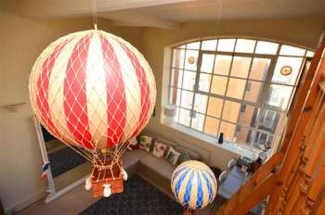  Image of 1 bedroom Flat for sale in Coombe Road Brighton BN2 at Brighton East Sussex Brighton, BN2 4EQ