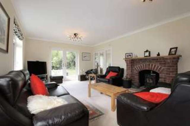 Image of 4 bedroom Detached house for sale in Vicarage Lane Copythorne Southampton SO40 at Vicarage Lane Copythorne Southampton, SO40 2PA